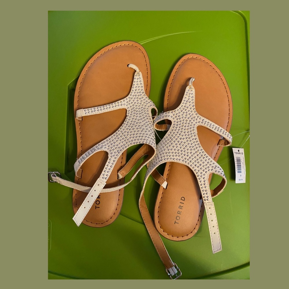 NWT White Studded Torrid Sandals